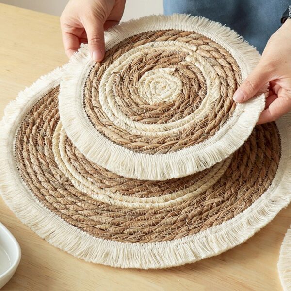 Woven Round Tassel Placemat Heat-Resistant